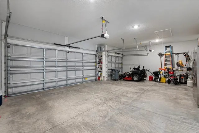 $350,000 | 19643 Southwest 79th Place, Dunnellon, FL 34432