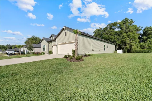 $350,000 | 19643 Southwest 79th Place, Dunnellon, FL 34432