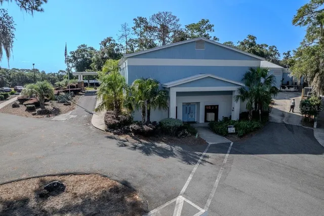 $350,000 | 19643 Southwest 79th Place, Dunnellon, FL 34432