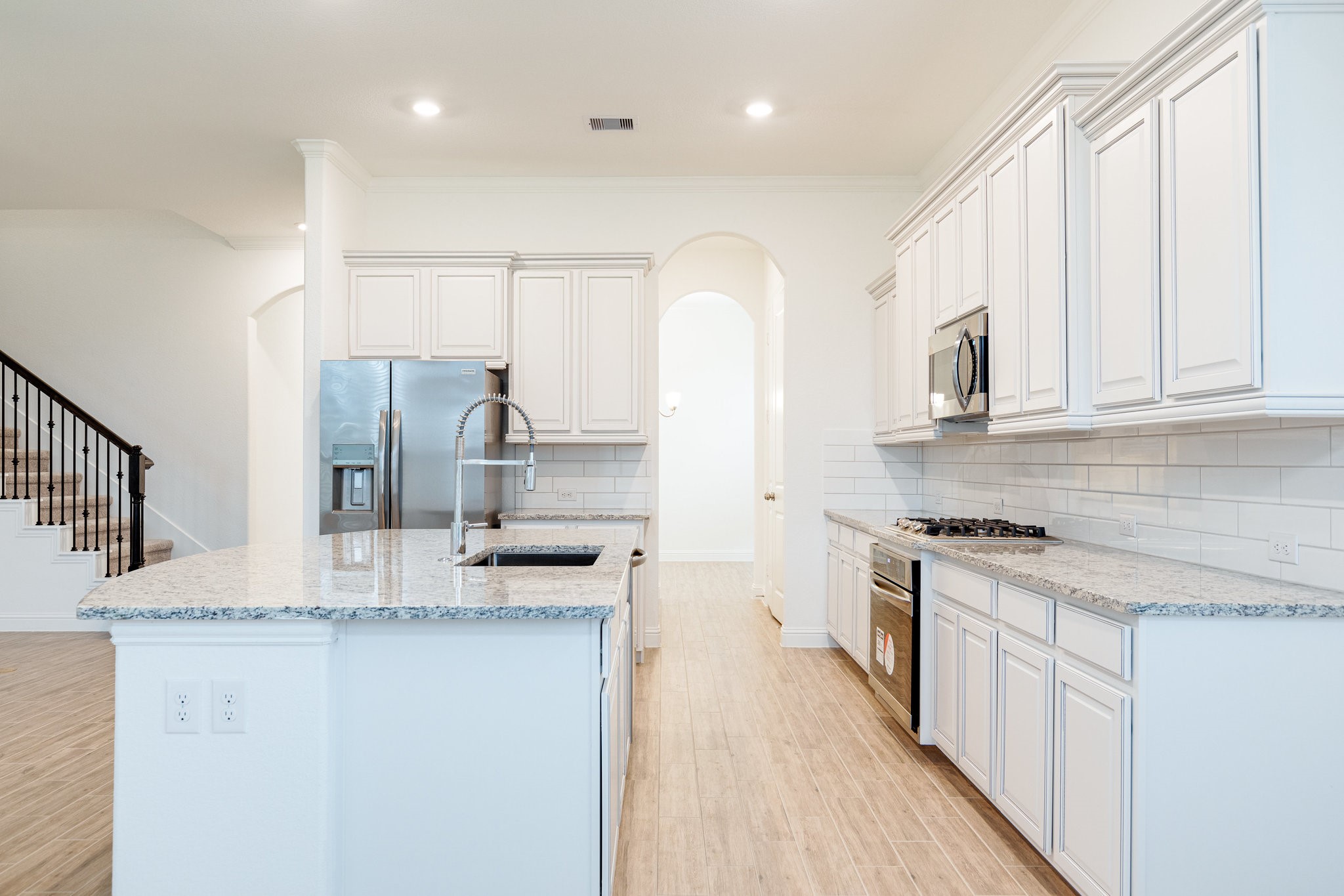 1403 Woodson Ridge Lane Katy, TX 77494 - Photo 11 of 45