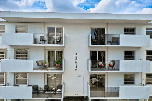 $249,900 | International Gardens, Miami, FL 33184