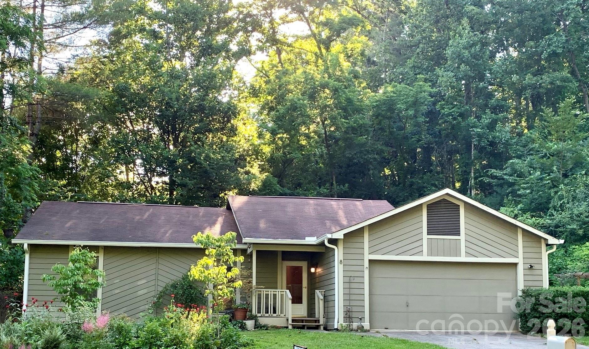 8 Turkey Toe Lane Arden, NC 28704 - Photo 2 of 37