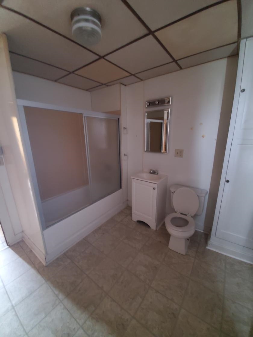101 West White Oak Road Forreston, IL 61030 - Photo 5 of 26 Gallery Image 5