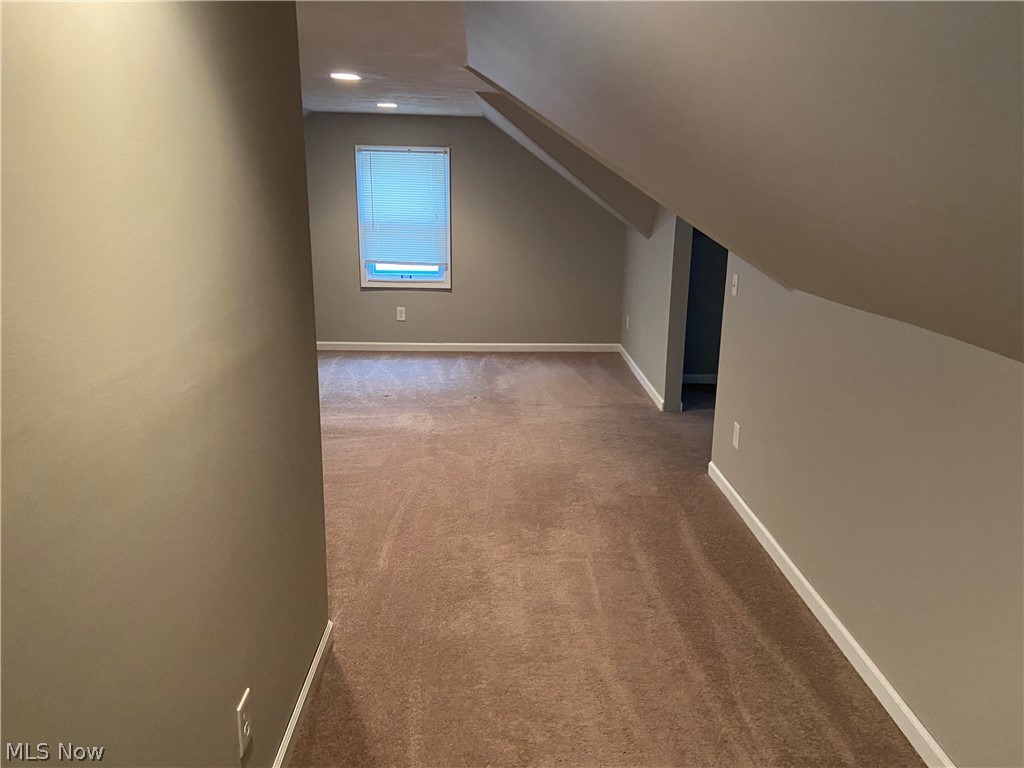 1132 Gordon Road Lyndhurst, OH 44124 - Photo 8 of 11