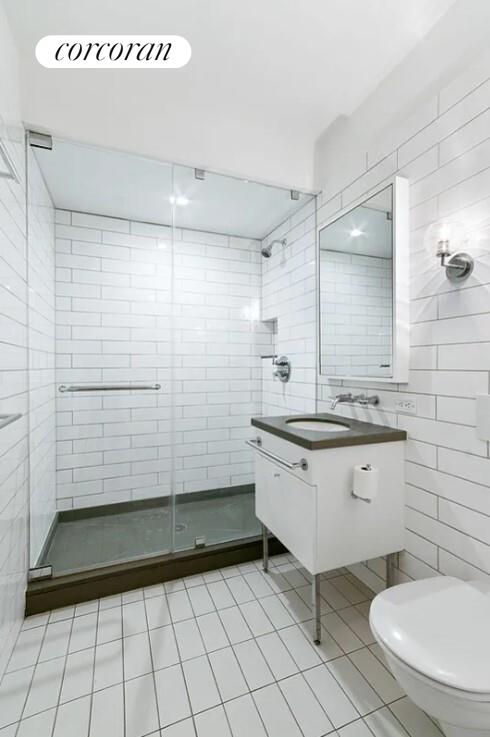 330 Spring Street, Unit 2C Manhattan, NY 10013 - Photo 10 of 12