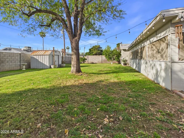 $2,400 | 3223 West Joan De Arc Avenue, Phoenix, AZ 85029