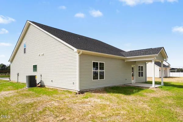 $339,995 | 105 Hudson Vlg Drive, Unit (LOT 76), La Grange, NC 28551