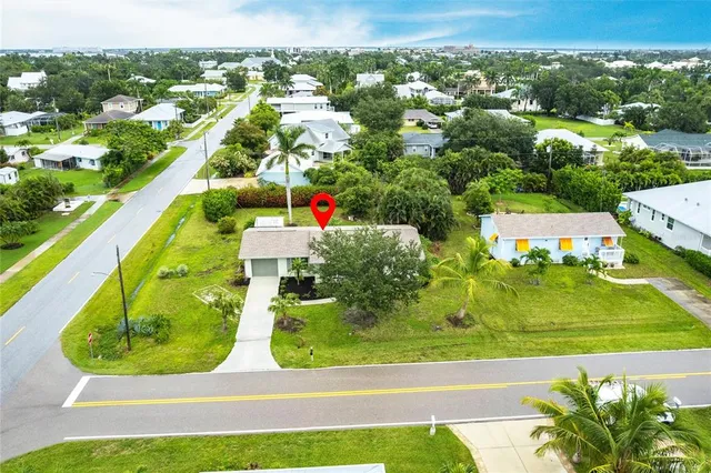 $270,000 | 326 West Grace Street, Punta Gorda, FL 33950