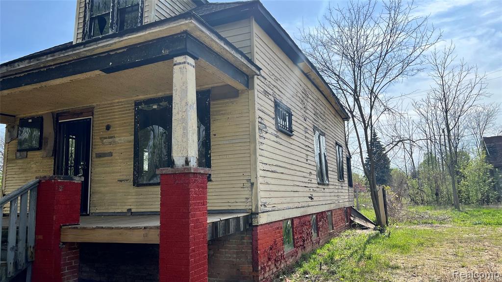 4833 Cooper Street Detroit, MI 48214 - Photo 2 of 12