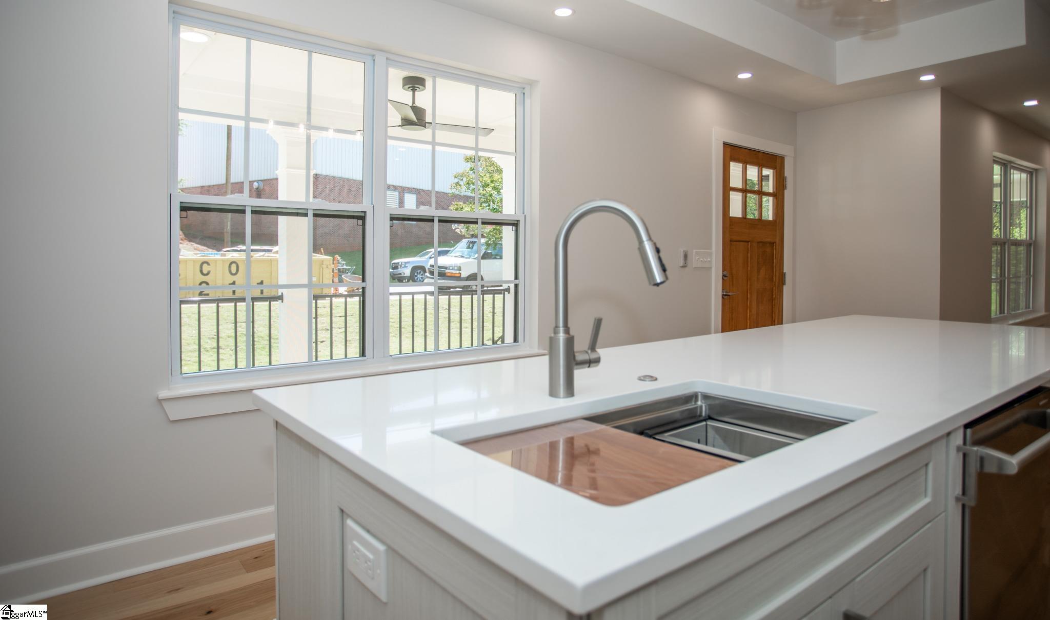 32 Old Augusta Road Greenville, SC 29605 - Photo 12 of 36 Gallery Image 12