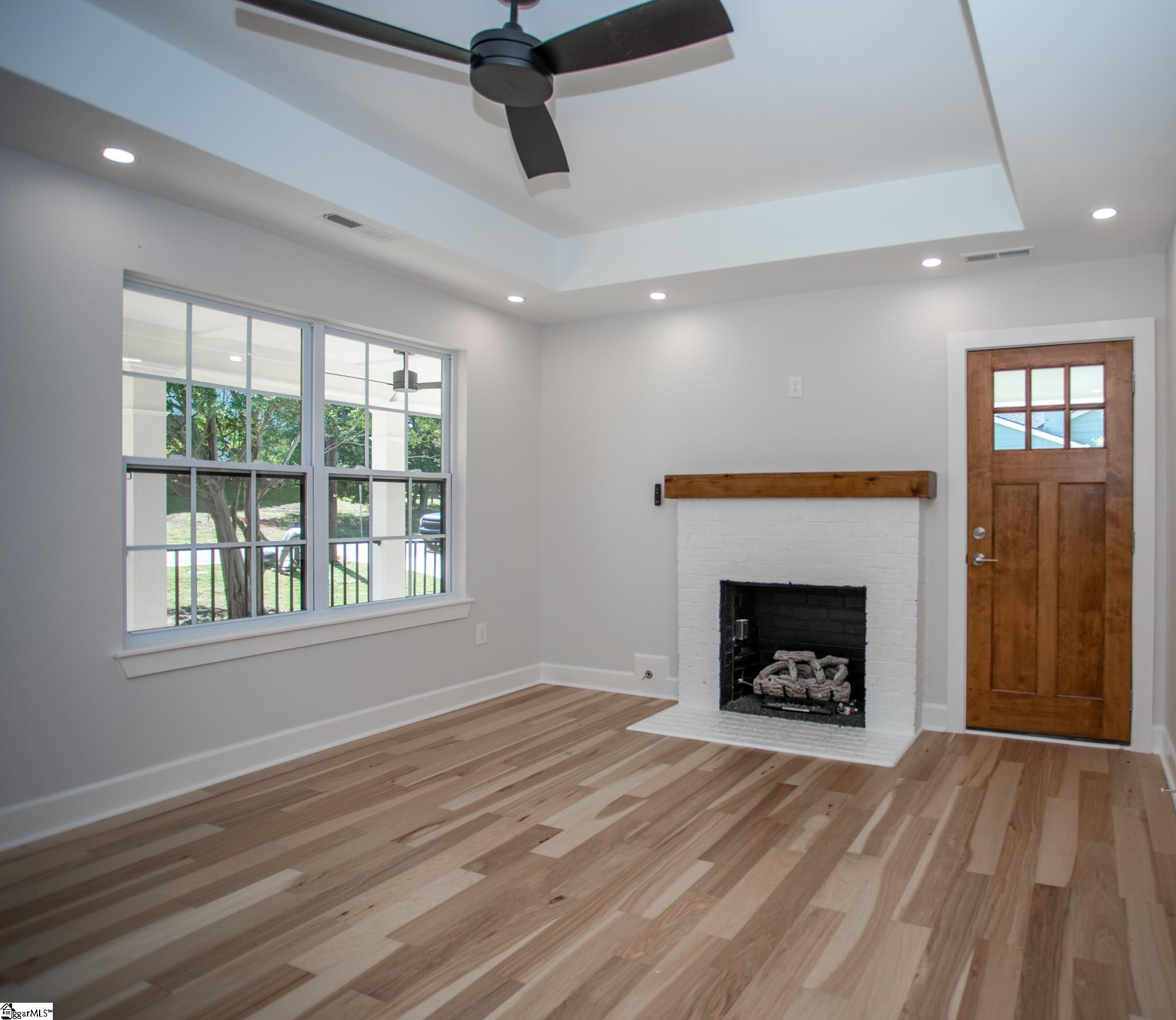 32 Old Augusta Road Greenville, SC 29605 - Photo 6 of 36 Gallery Image 6