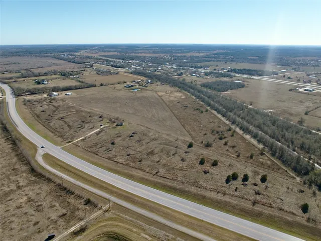 $475,000 | 2747 21 E Highway East, Paige, TX 78659