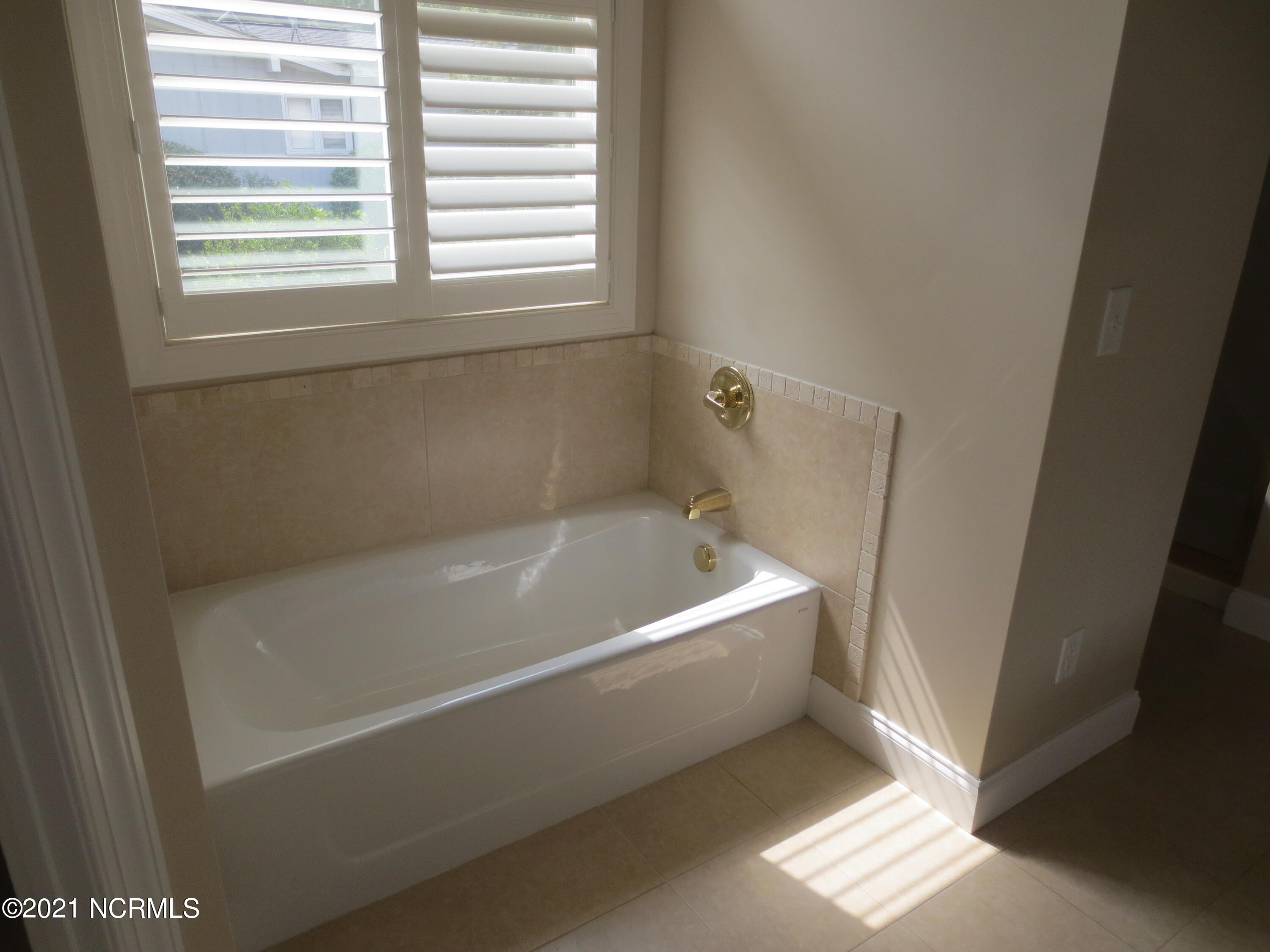 8 Country Club Boulevard Whispering Pines, NC 28327 - Photo 17 of 21 IMG_0025