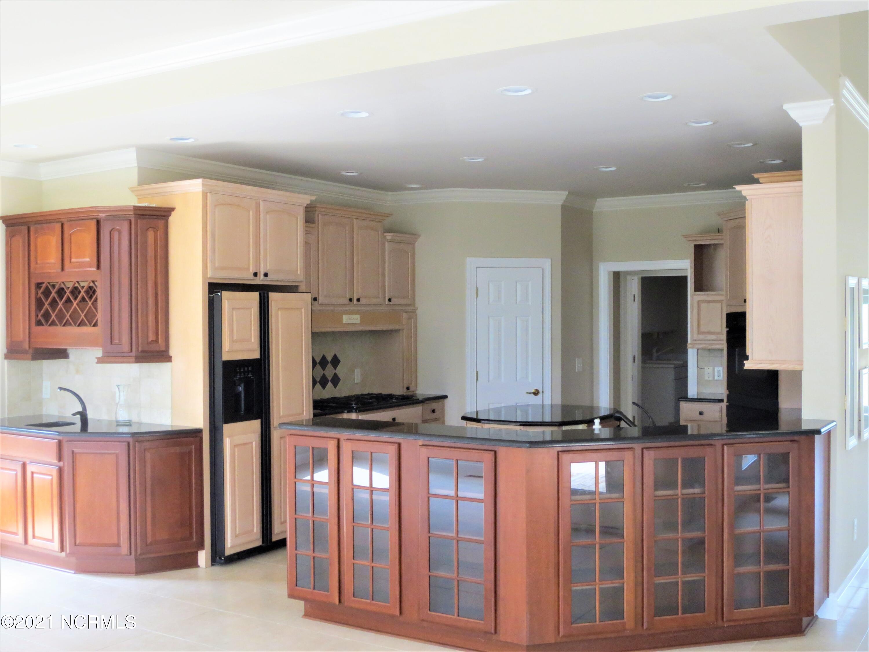 8 Country Club Boulevard Whispering Pines, NC 28327 - Photo 6 of 21 IMG_0017