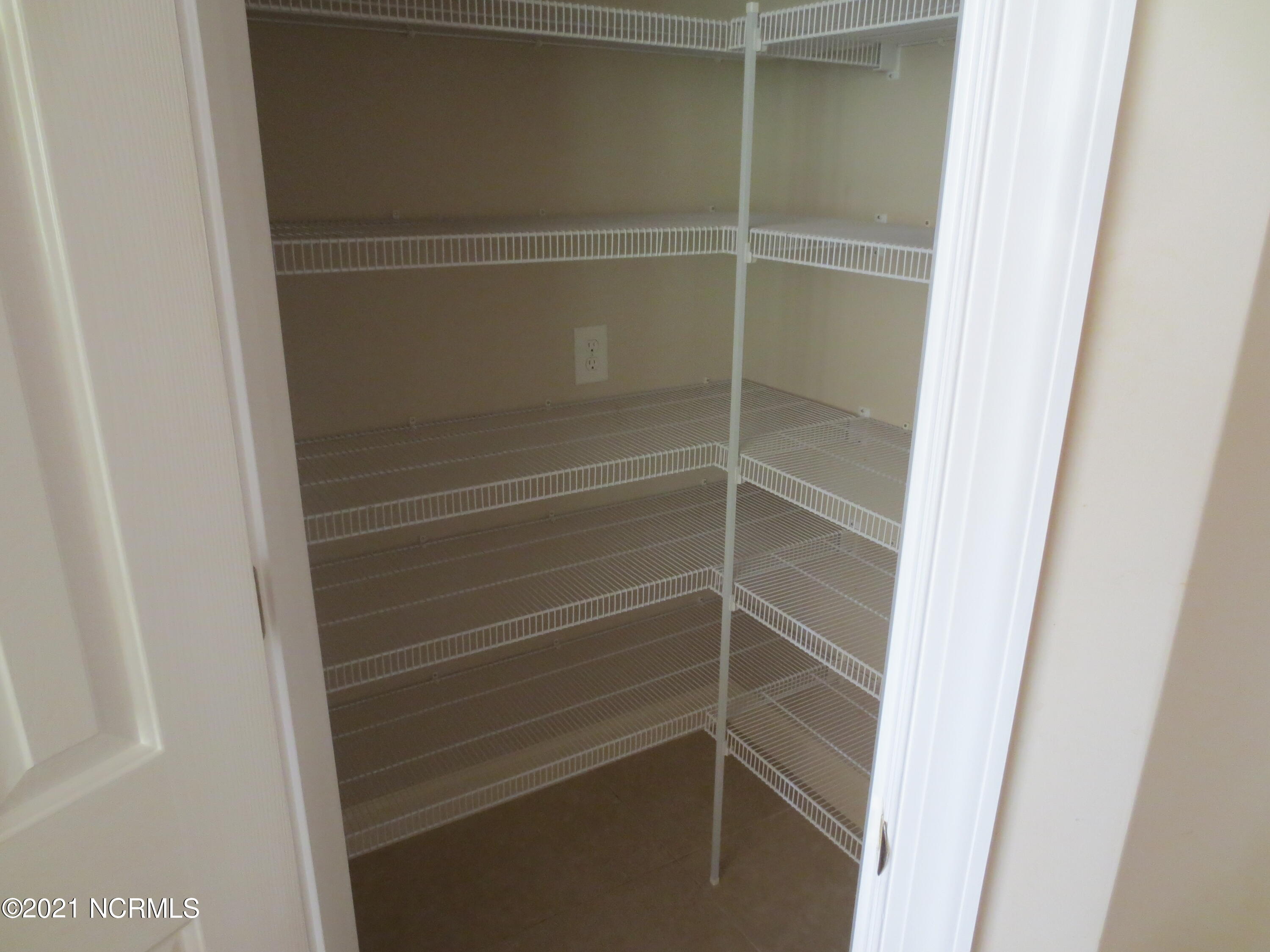 8 Country Club Boulevard Whispering Pines, NC 28327 - Photo 9 of 21 IMG_0020