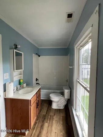 $199,900 | 610 Jenkins Avenue, Maysville, NC 28555