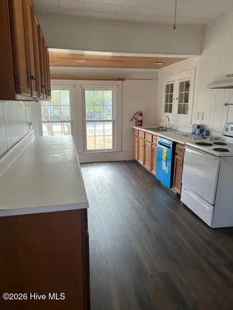 $199,900 | 610 Jenkins Avenue, Maysville, NC 28555