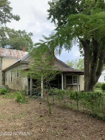 $199,900 | 610 Jenkins Avenue, Maysville, NC 28555