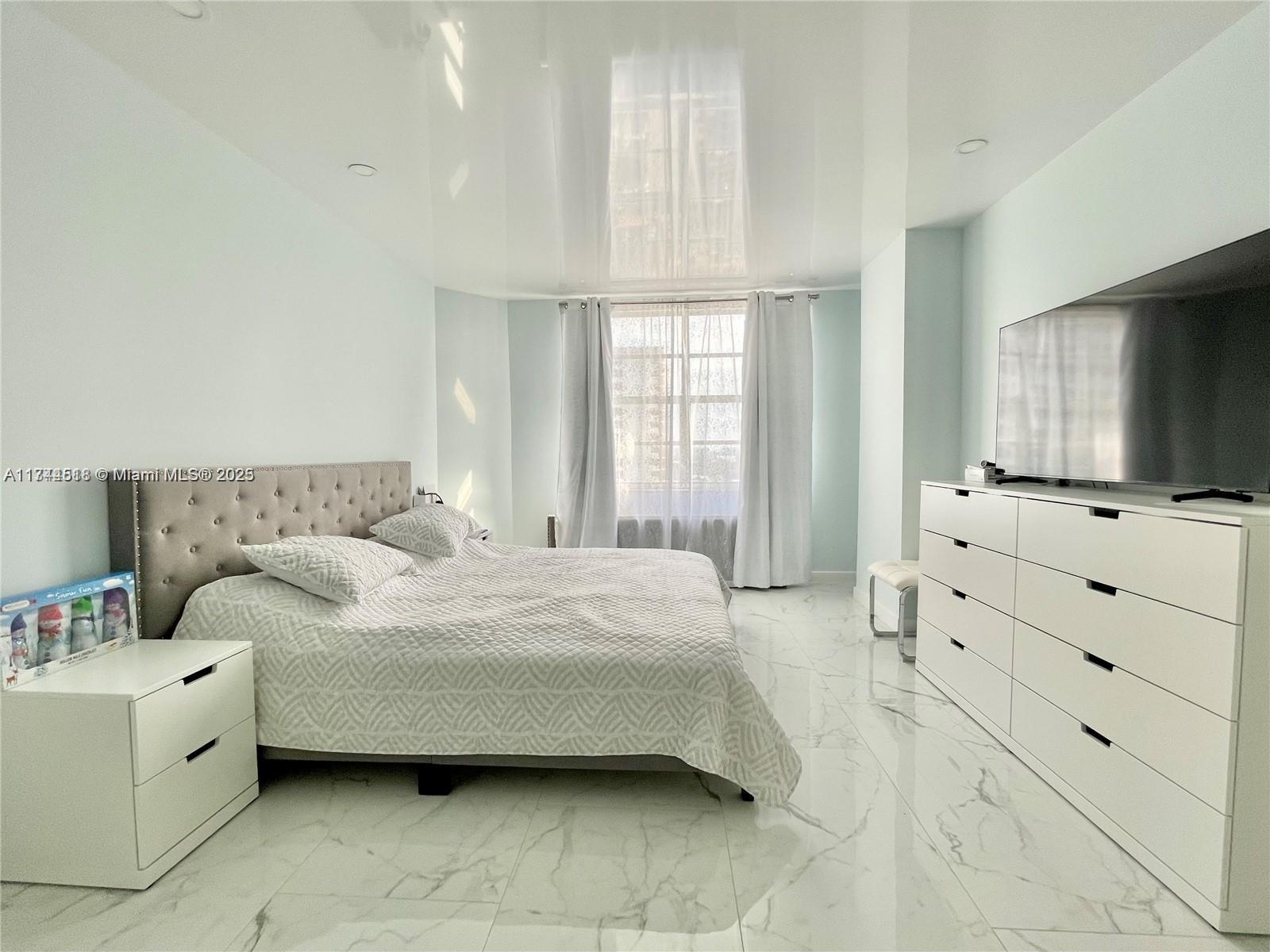 1980 South Ocean Drive, Unit 15Q Hallandale Beach, FL 33009 - Photo 12 of 41