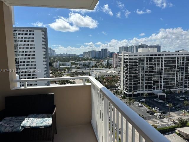 1980 South Ocean Drive, Unit 15Q Hallandale Beach, FL 33009 - Photo 26 of 41