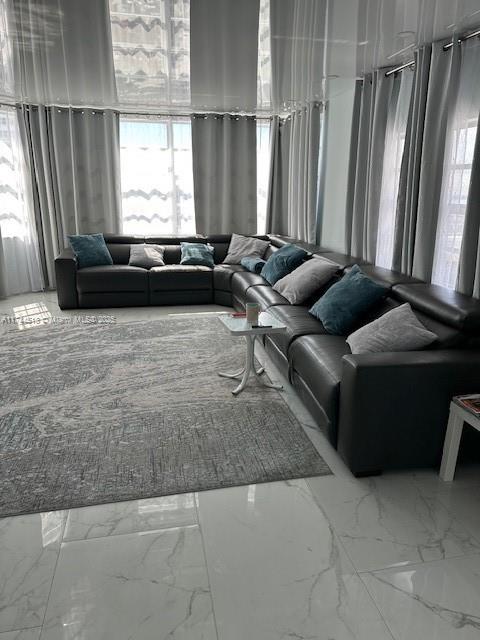 1980 South Ocean Drive, Unit 15Q Hallandale Beach, FL 33009 - Photo 3 of 41