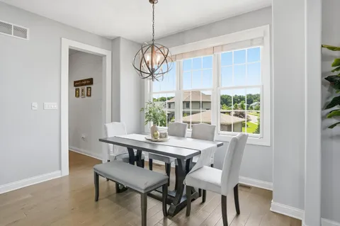 $1,025,000 | 863 Sylvia Lane, Crown Point, IN 46307