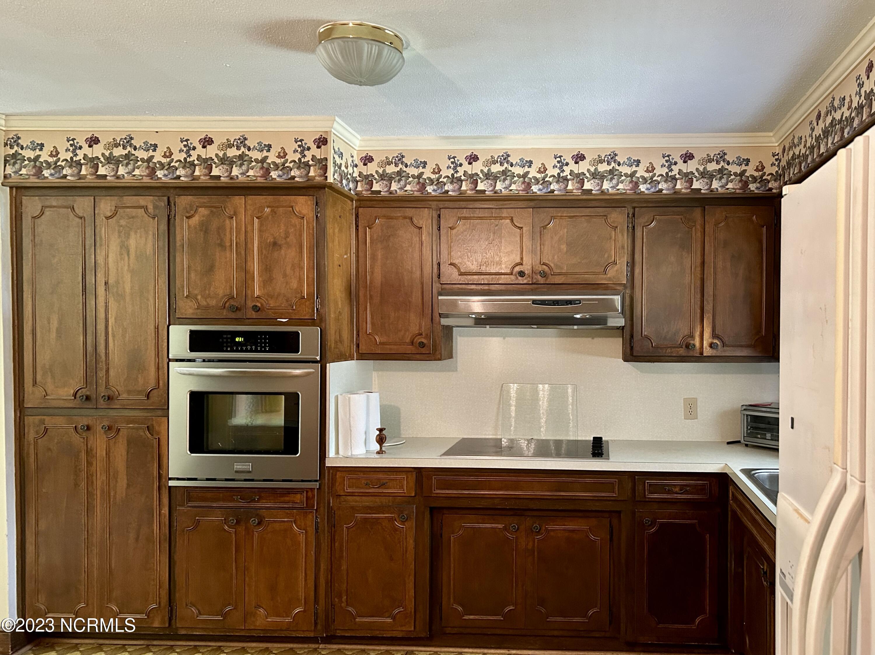 2909 Ginger Road Kinston, NC 28504 - Photo 3 of 11 IMG_4881