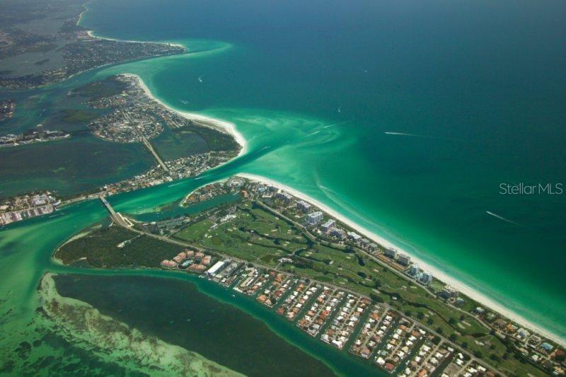 657 Halyard Lane Longboat Key, FL 34228 - Photo 31 of 33