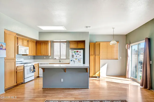 $499,900 | 1732 Holguin Street, Lancaster, CA 93534