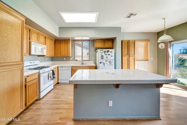 $499,900 | 1732 Holguin Street, Lancaster, CA 93534