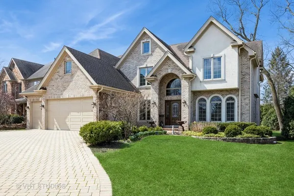 $1,200,000 | 6100 Timber Ridge Court, Indian Head Park, IL 60525