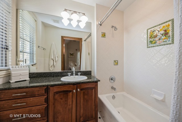 6100 Timber Ridge Court Indian Head Park, IL 60525 - Photo 30 of 38