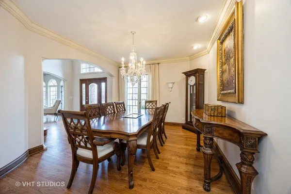 $1,200,000 | 6100 Timber Ridge Court, Indian Head Park, IL 60525