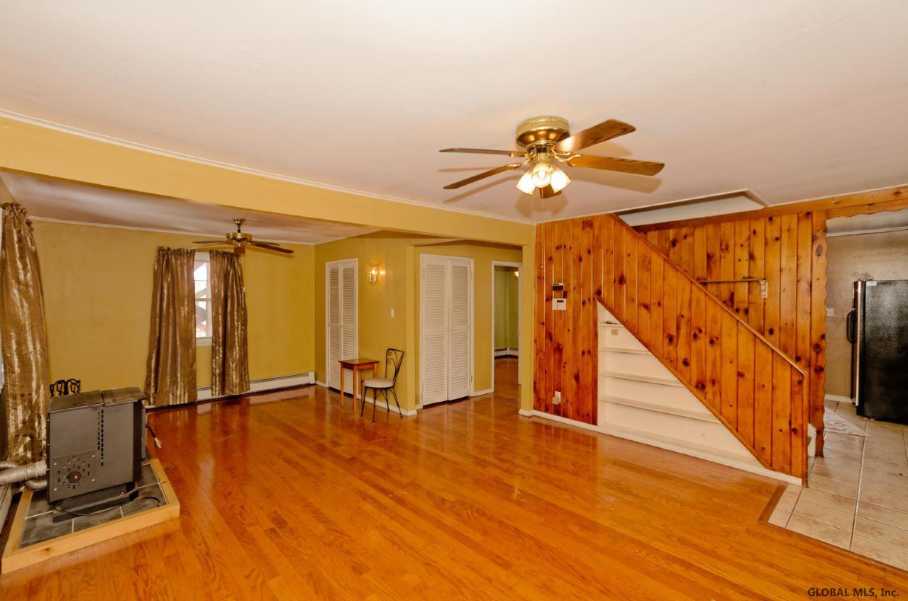 1964 Clement Road Rotterdam, NY 12303 - Photo 4 of 20 Photo 4