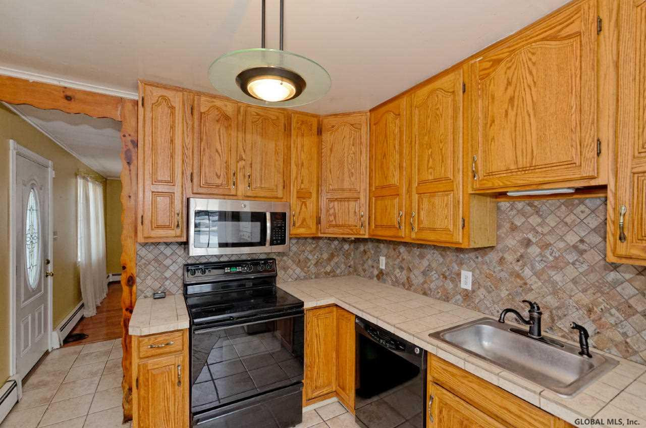 1964 Clement Road Rotterdam, NY 12303 - Photo 8 of 20 Photo 8