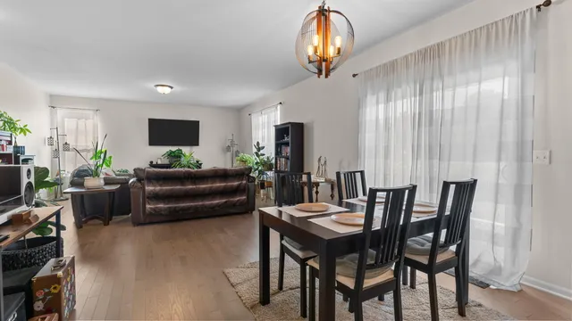 $529,900 | 10196 Meadowmere Place, Saline, MI 48176