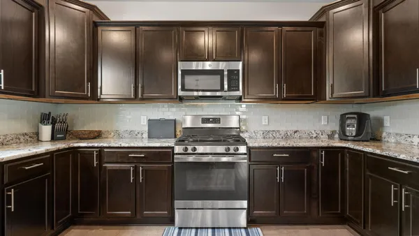 $525,000 | 10196 Meadowmere Place, Saline, MI 48176