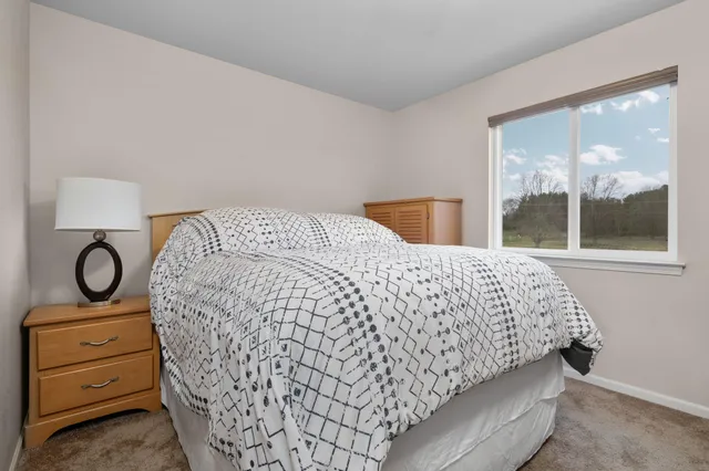 $529,900 | 10196 Meadowmere Place, Saline, MI 48176