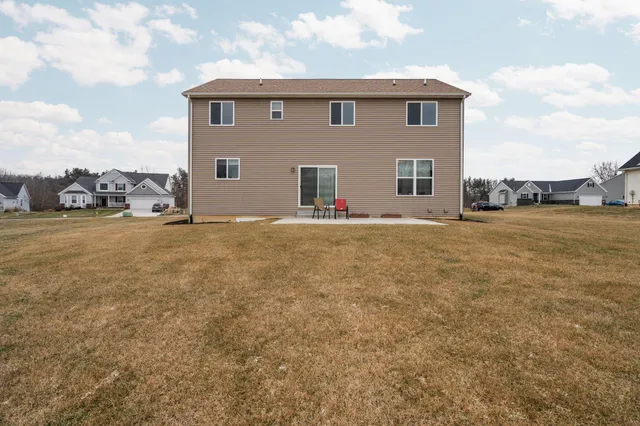 $529,900 | 10196 Meadowmere Place, Saline, MI 48176