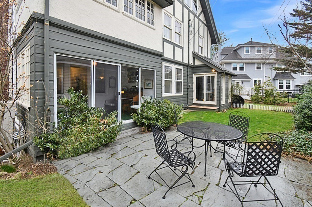 4 Ridgefield Road Winchester, MA 01890 - Photo 33 of 33