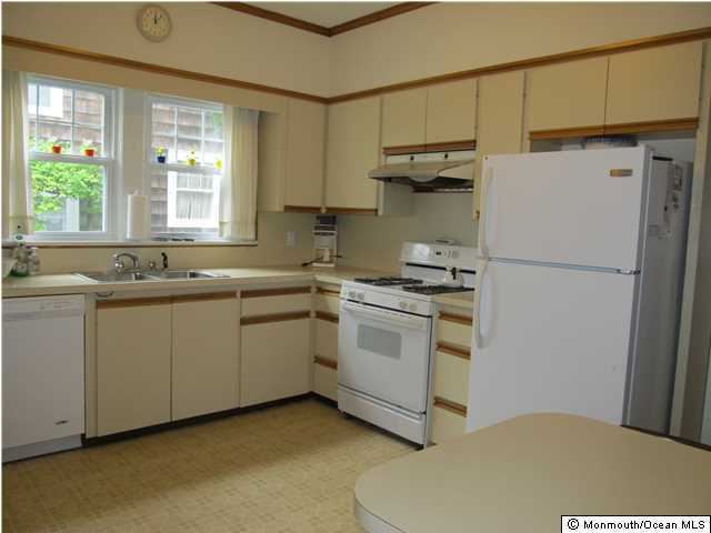 108 Pinckney Road Red Bank, NJ 07701 - Photo 3 of 10 Additional Photo