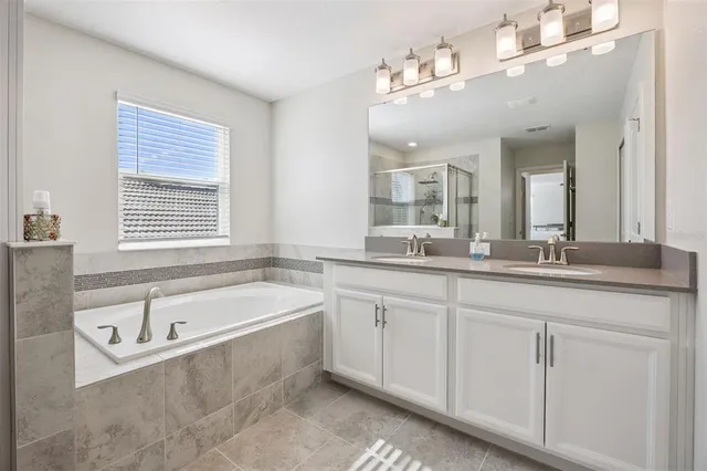 $685,000 | 1380 Olympic Club Boulevard, Davenport, FL 33896