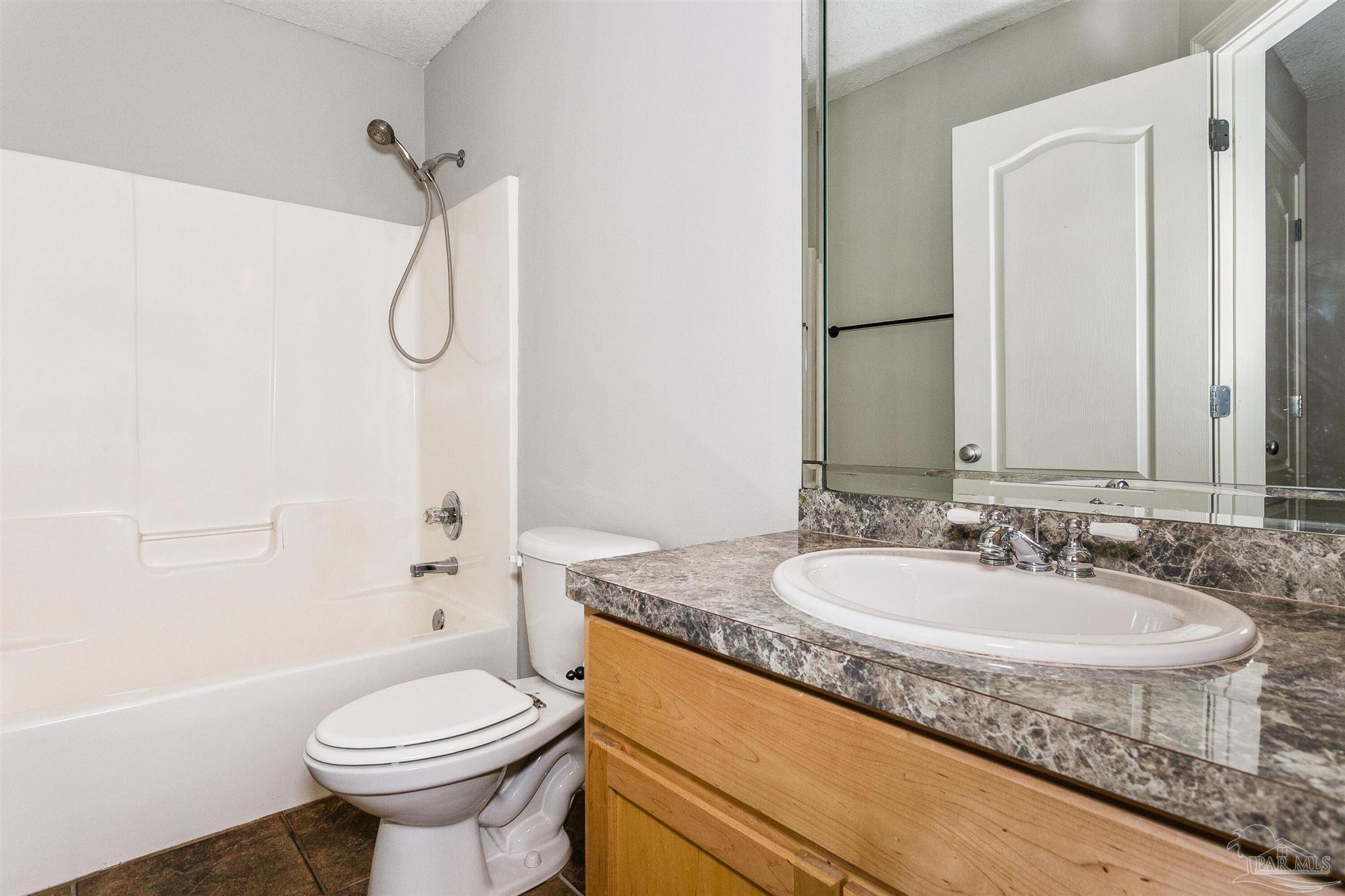 426 Turnberry Road Cantonment, FL 32533 - Photo 35 of 42 Gallery Image 35