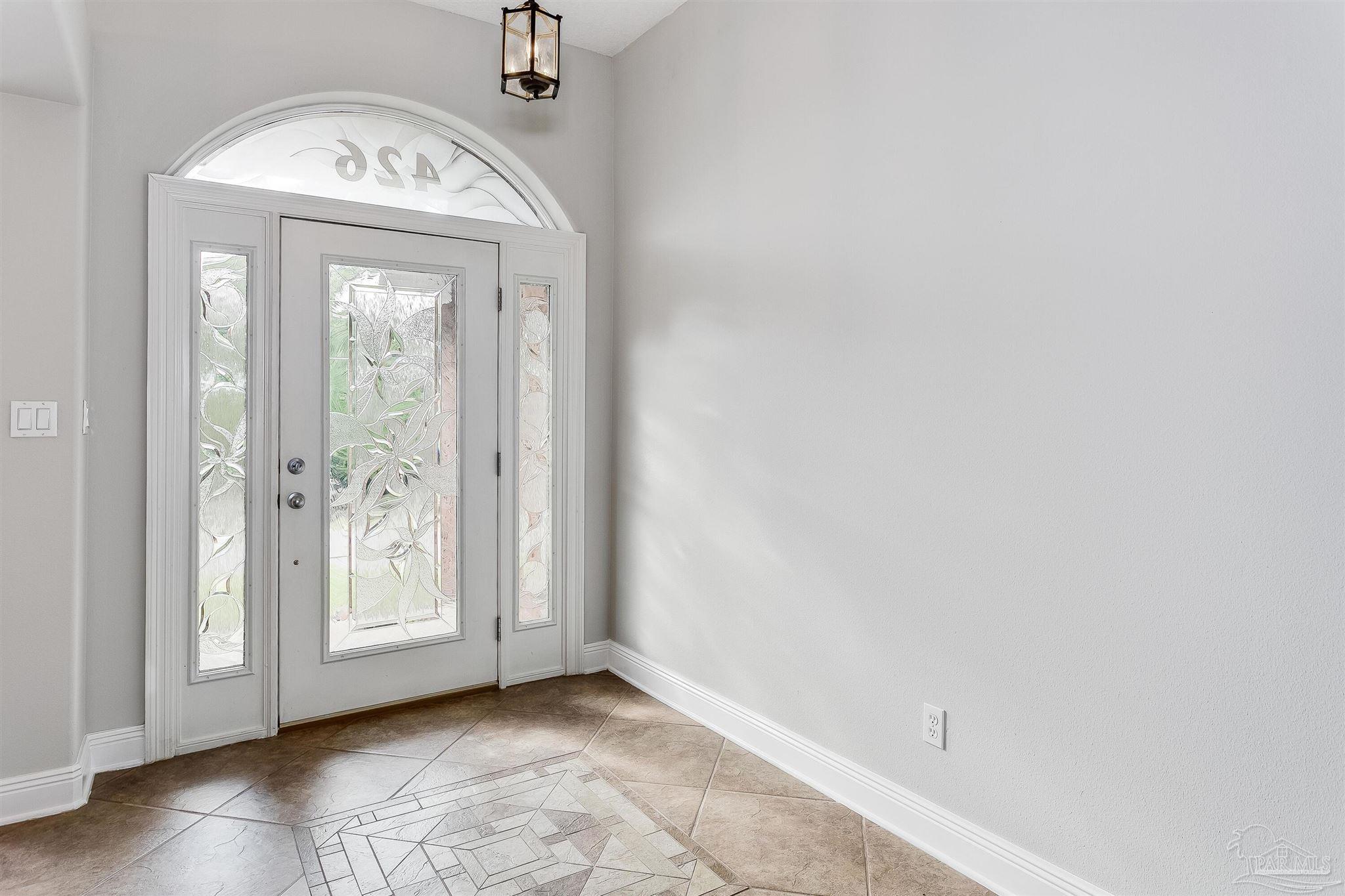 426 Turnberry Road Cantonment, FL 32533 - Photo 5 of 42 Gallery Image 5