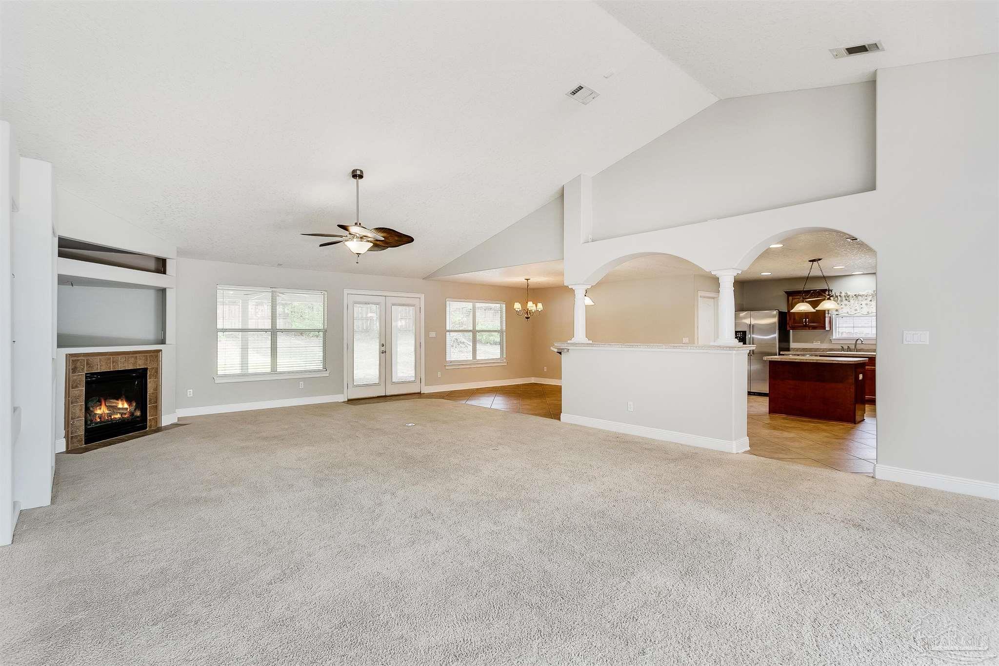 426 Turnberry Road Cantonment, FL 32533 - Photo 9 of 42 Gallery Image 9