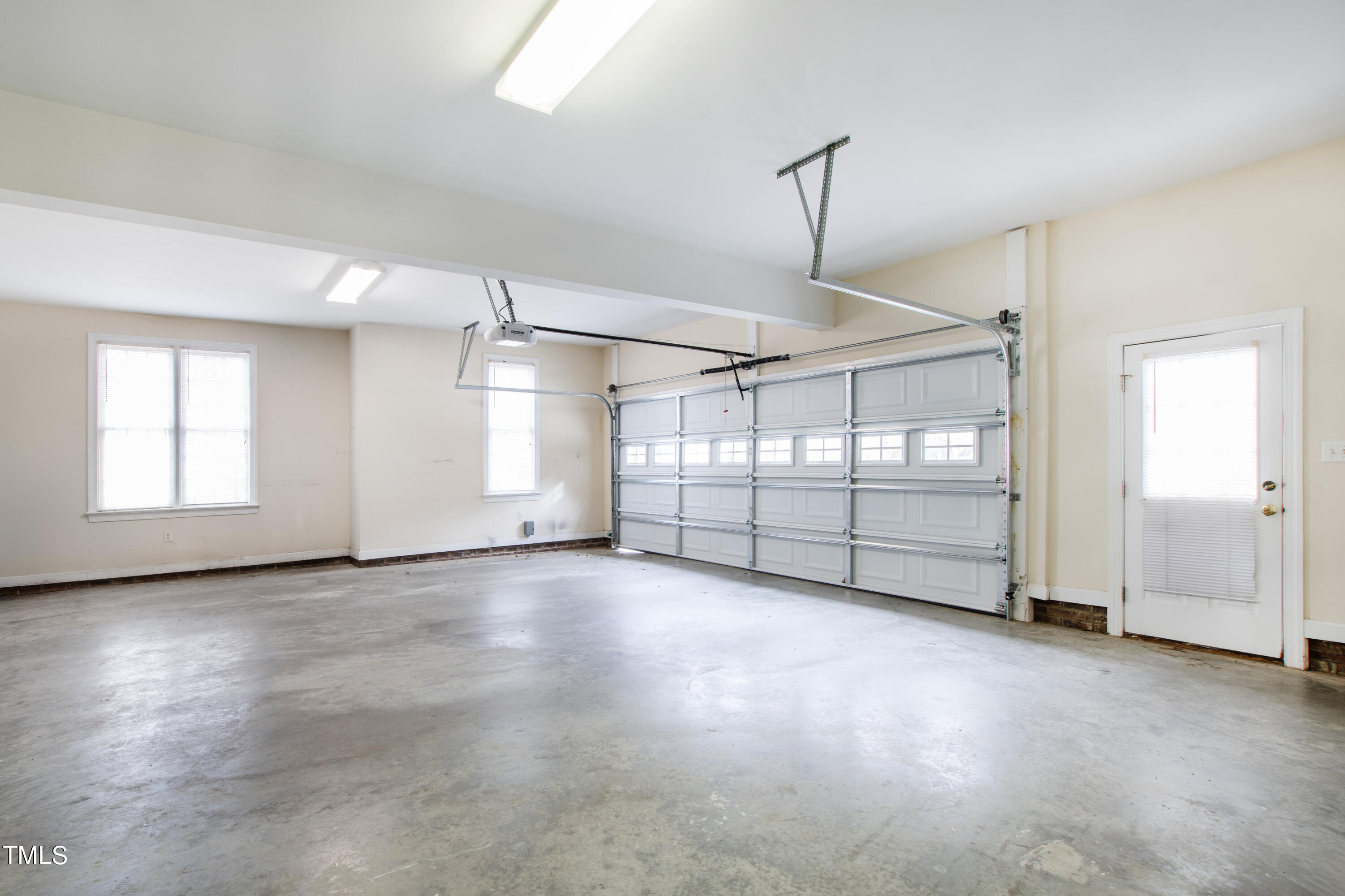 7637 Wilderness Road Raleigh, NC 27613 - Photo 33 of 33