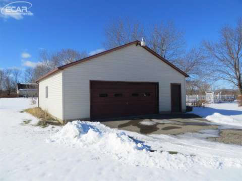 7296 East Baldwin Road Grand Blanc, MI 48439 - Photo 21 of 23 20429131-20.JPG