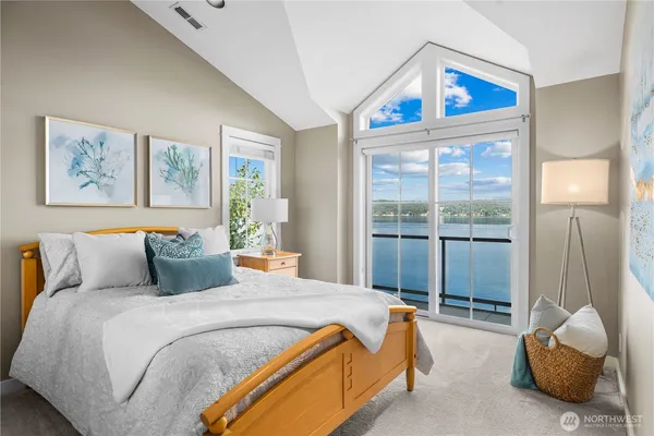 $4,788,800 | 528 West Lake Sammamish Parkway Southeast, Bellevue, WA 98008