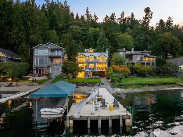$4,788,800 | 528 West Lake Sammamish Parkway Southeast, Bellevue, WA 98008