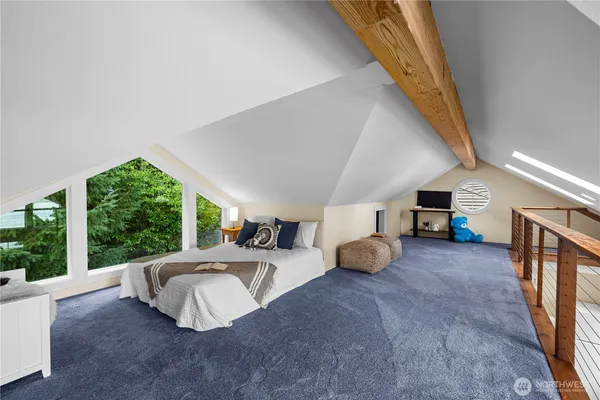 $4,788,800 | 528 West Lake Sammamish Parkway Southeast, Bellevue, WA 98008